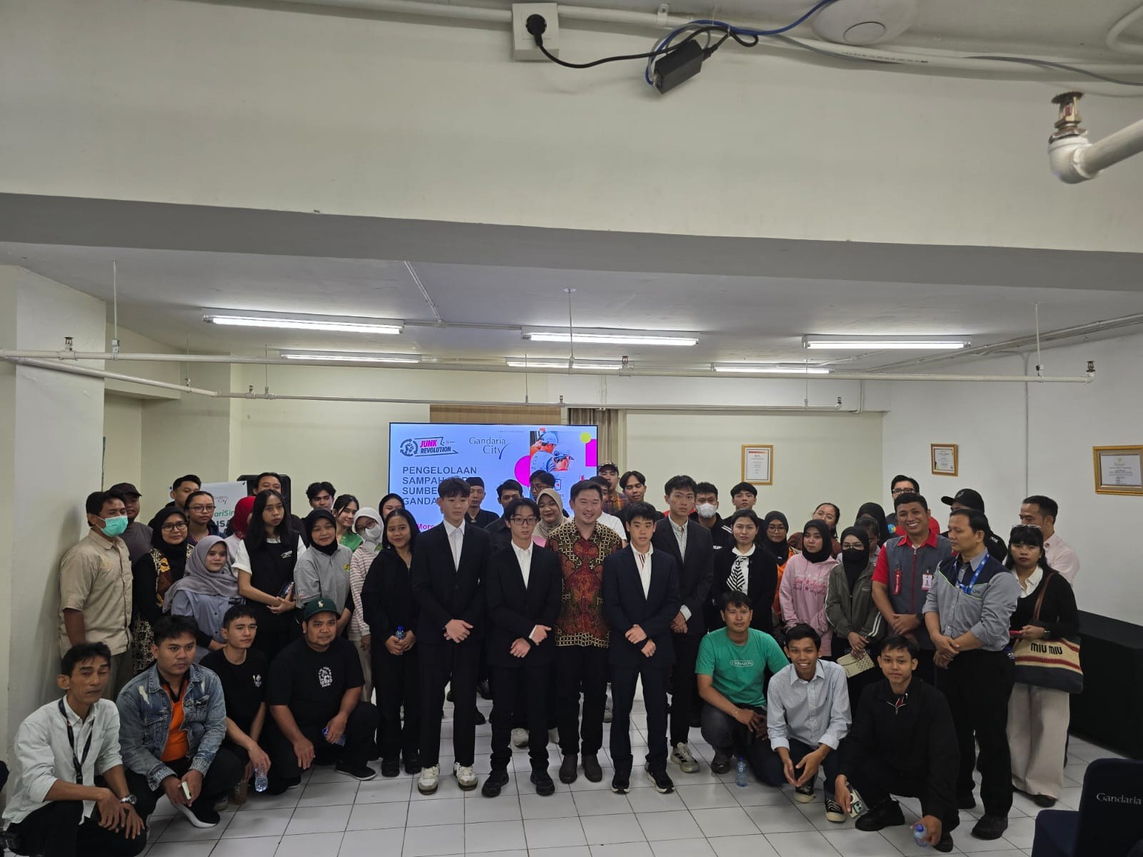MulaiDariSini campaign launch with Pakuwon Group, KEITI, and DLH